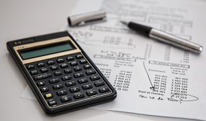 Entenda a importância da contabilidade para igrejas e regularize todas as pendências